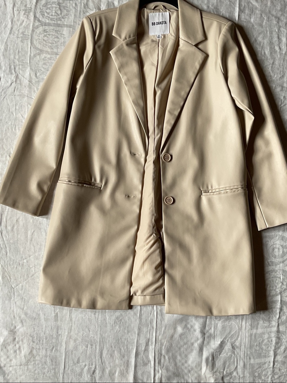 BB Dakota Beige Longline Blazer